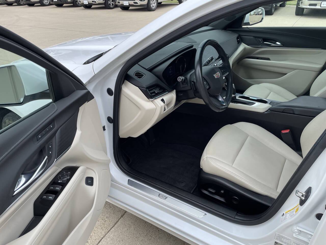 2021 Cadillac CT4 Premium Luxury photo 5