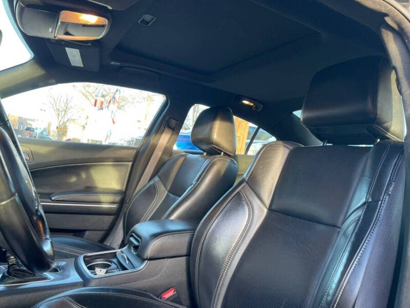 2020 Dodge Charger SXT