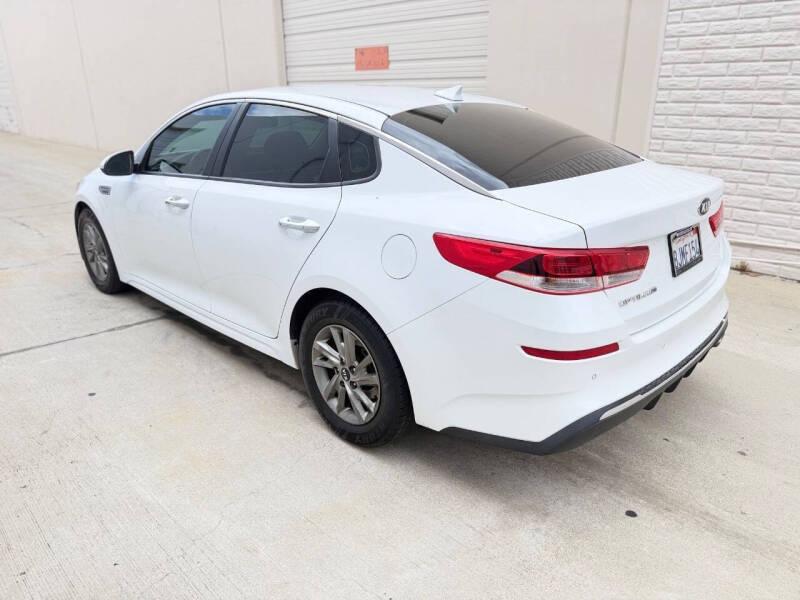2019 Kia Optima LX