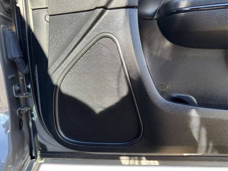 2017 Dodge Charger SXT