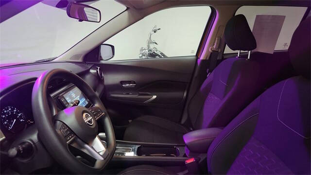 2024 Nissan Kicks SV