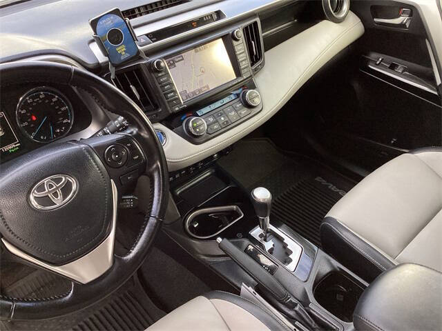 2017 Toyota RAV4 Hybrid Limited