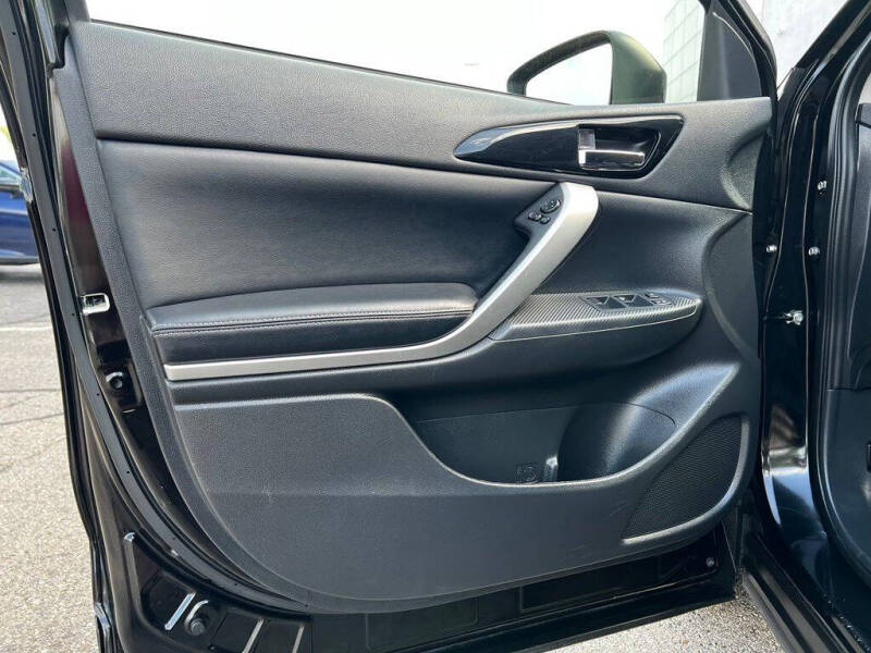 2024 Mitsubishi Eclipse Cross SE
