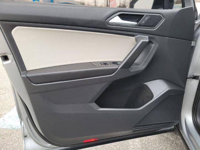 2021 Volkswagen Tiguan SE R-Line Black