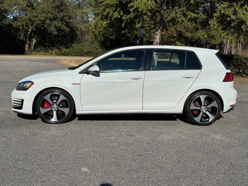 2017 Volkswagen Golf GTI Sport