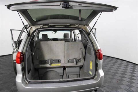 2005 Toyota Sienna