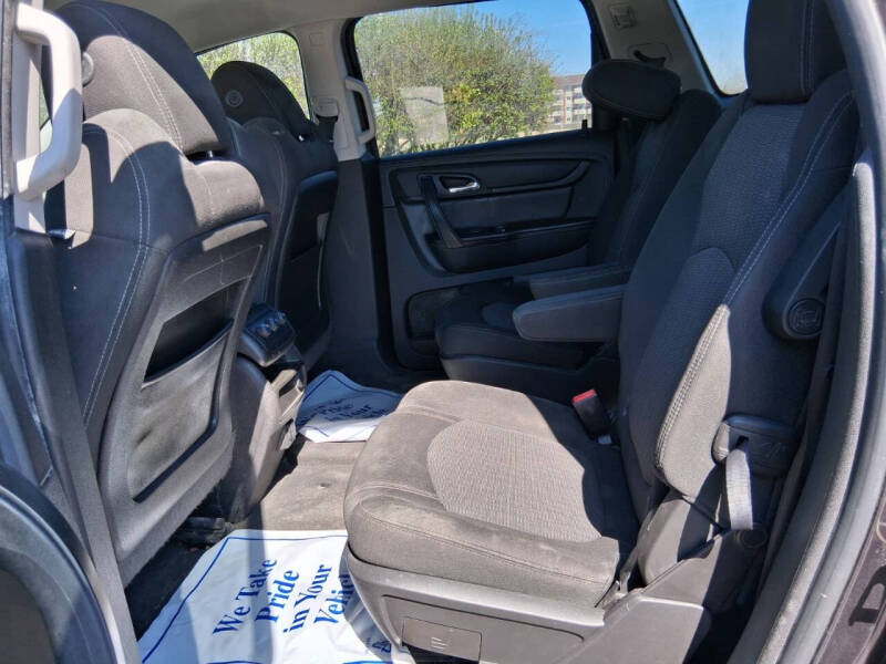 2017 Chevrolet Traverse LT