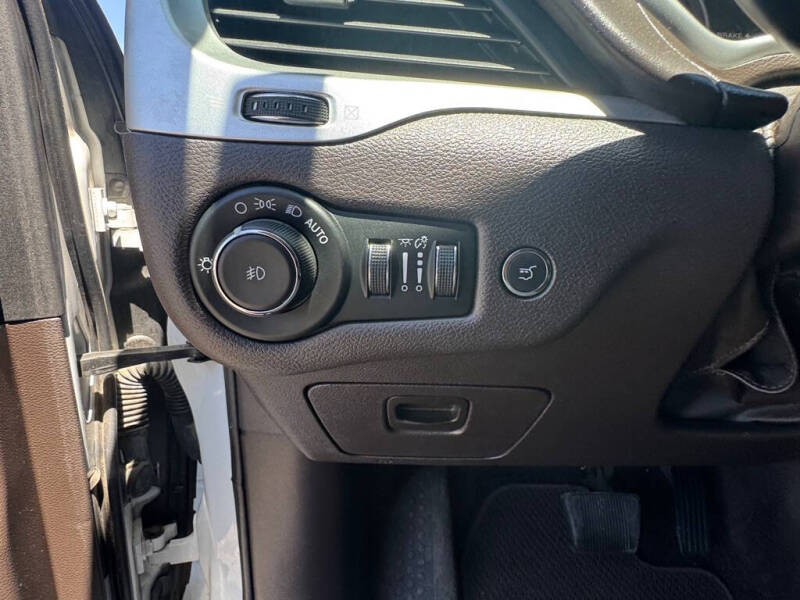 2017 Jeep Cherokee Overland