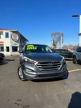 2017 Hyundai Tucson for sale at Auto Land Inc in Crest Hill IL