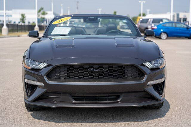 2022 Ford Mustang
