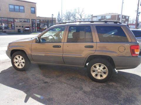 2001 Jeep Grand Cherokee for sale at Grand River Auto Sales in River Grove IL