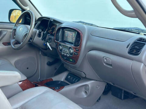 2005 Toyota Sequoia Limited