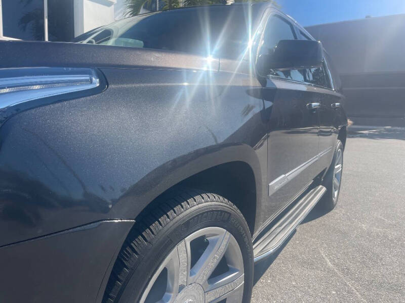 2015 Cadillac Escalade Luxury