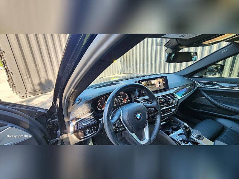 2021 BMW 5 Series 530i