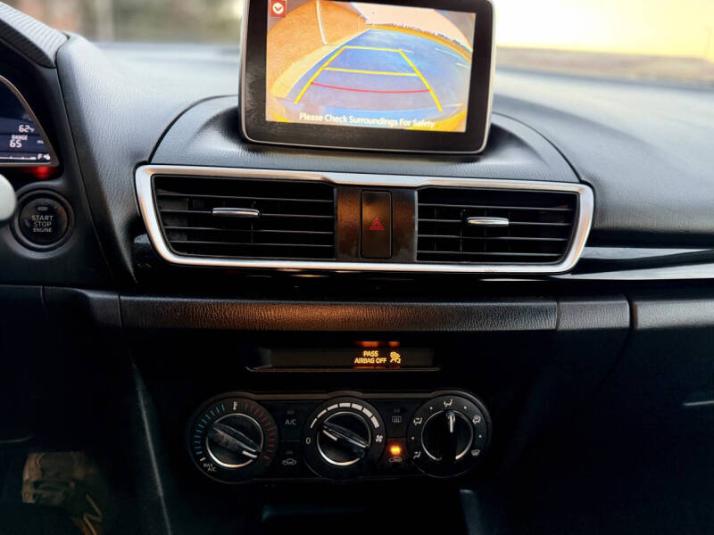 2016 Mazda MAZDA3 i Sport