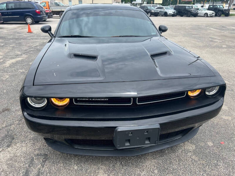2015 Dodge Challenger SXT