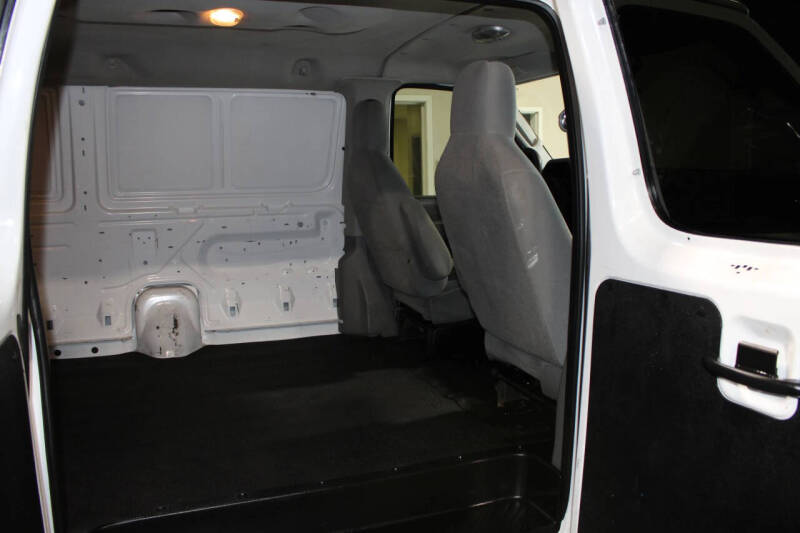 2009 Ford E-Series E-150