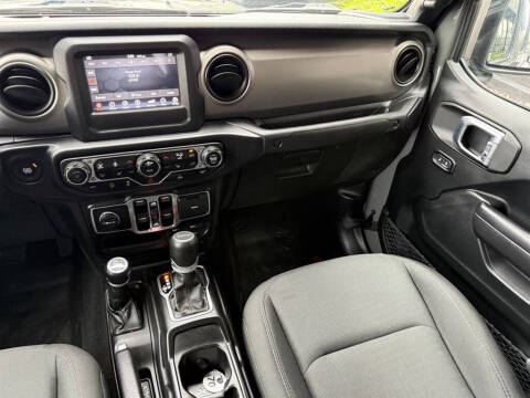 2020 Jeep Gladiator Sport
