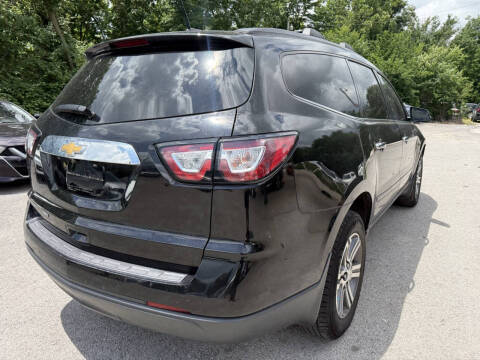 2017 Chevrolet Traverse LT