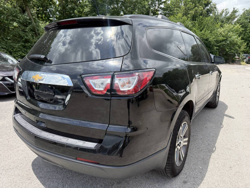 2017 Chevrolet Traverse LT