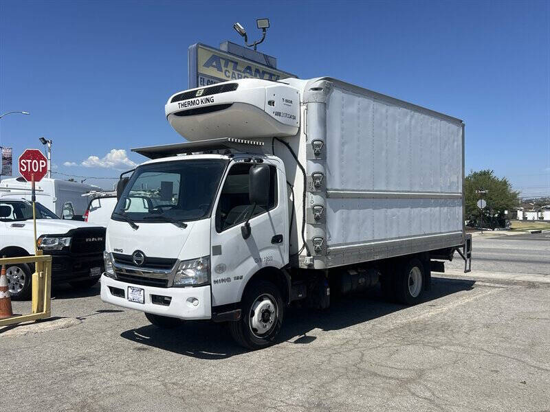 2020 Hino 195