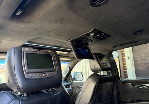 2018 Cadillac Escalade ESV Platinum