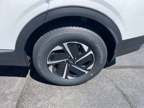 2024 Kia Sportage Hybrid LX