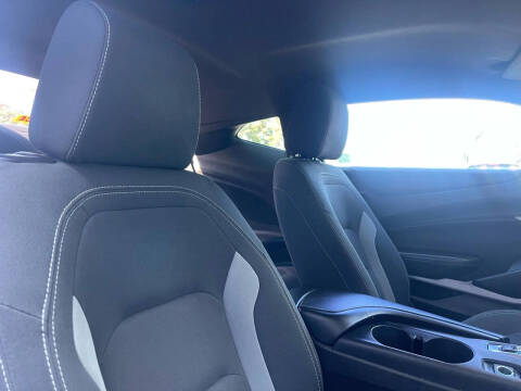 2019 Chevrolet Camaro LT