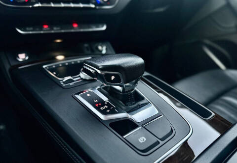 2019 Audi Q5 quattro Premium Plus 45 TFSI