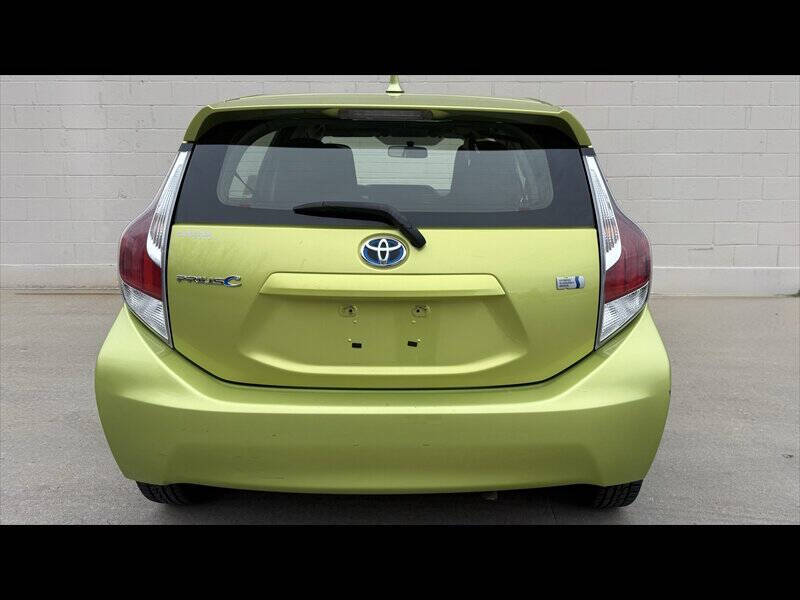 2015 Toyota Prius c Two
