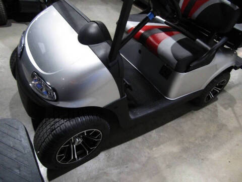 2019 E-Z-GO RXV