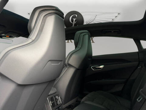 2022 Audi e-tron GT quattro Premium Plus