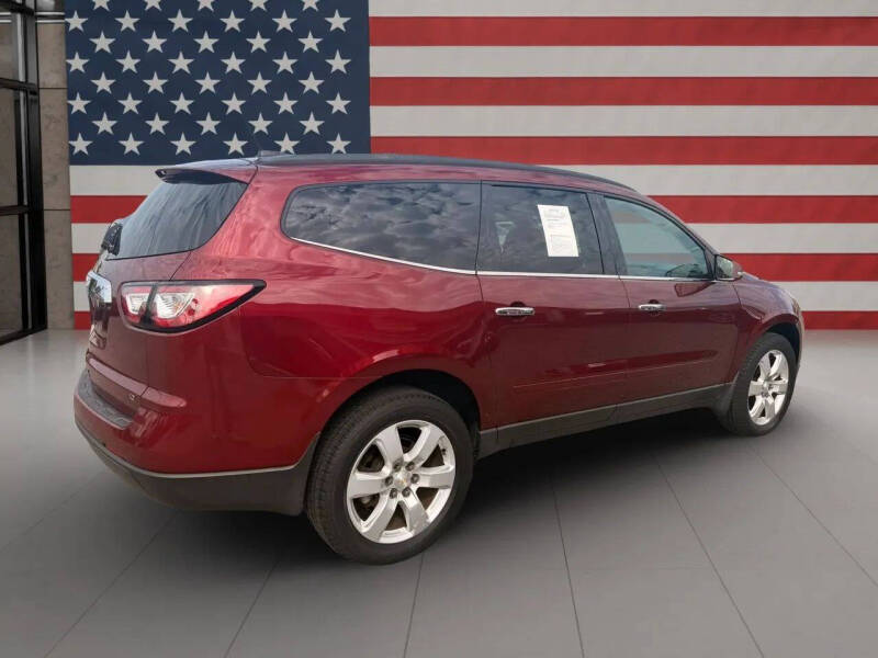 2017 Chevrolet Traverse LT