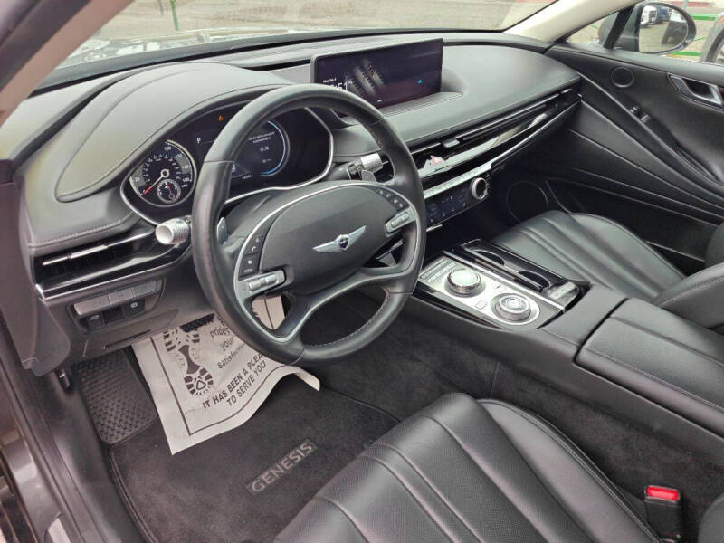 2023 Genesis G80