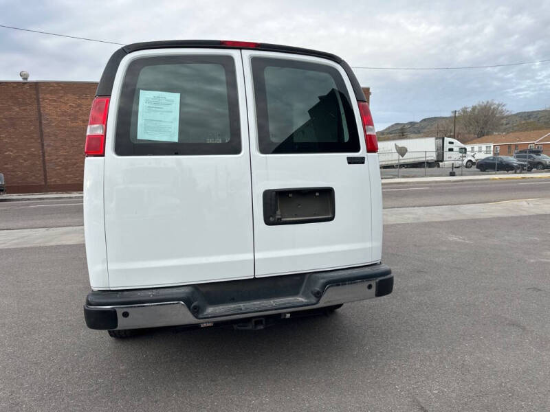 2020 Chevrolet Express 2500