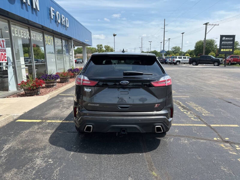 2020 Ford Edge ST