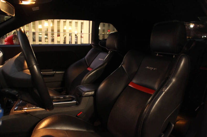 2008 Dodge Challenger SRT8