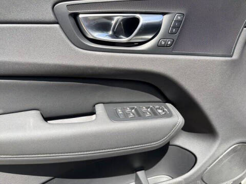 2026 Volvo XC60 B5 Core