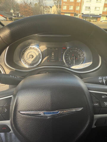 2015 Chrysler 200 Limited