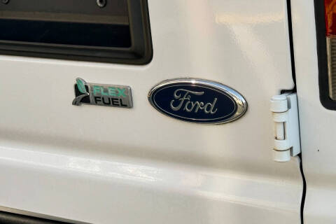 2011 Ford E-Series E-350 SD