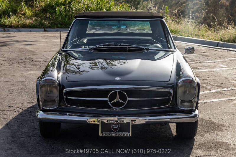 1966 Mercedes-Benz 230SL