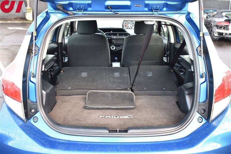 2017 Toyota Prius c One