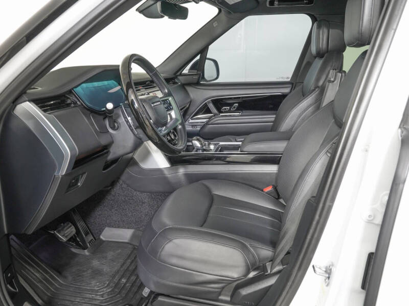 2023 Land Rover Range Rover P400 SE