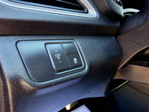 2019 Hyundai Accent SE