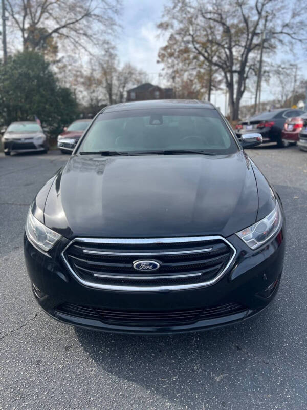 2018 Ford Taurus Limited