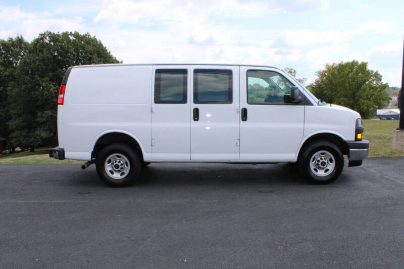 2023 GMC Savana 2500