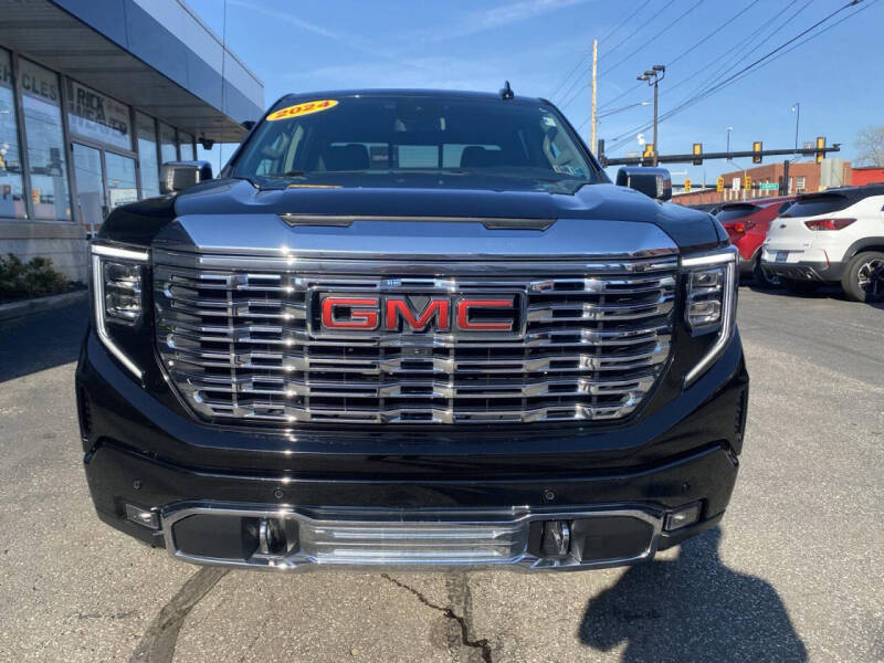 2024 GMC Sierra 1500