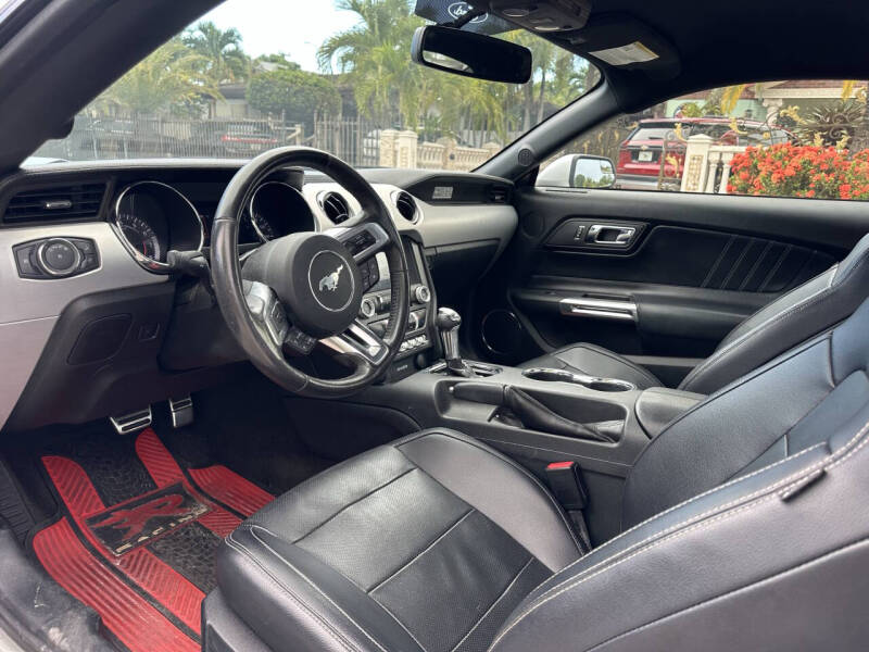 2016 Ford Mustang EcoBoost Premium