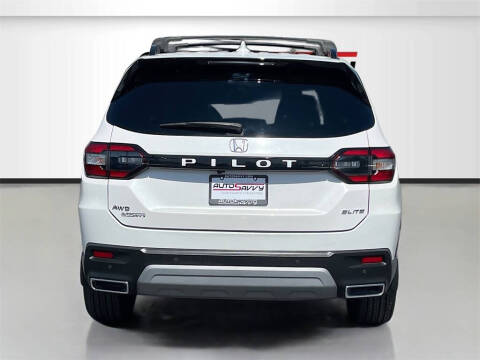 2023 Honda Pilot Elite