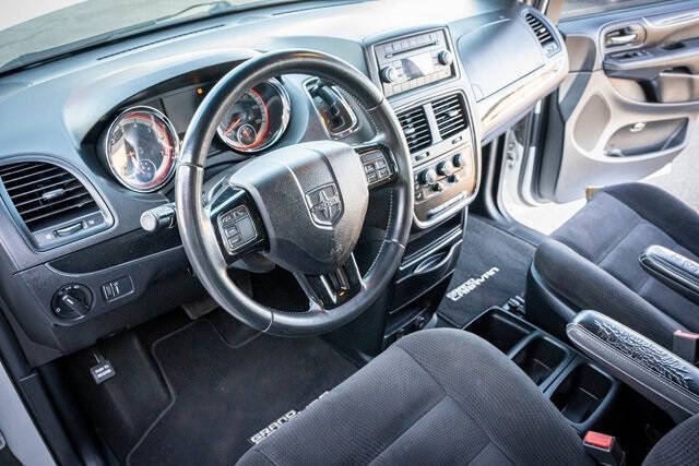 2017 Dodge Grand Caravan SE Plus